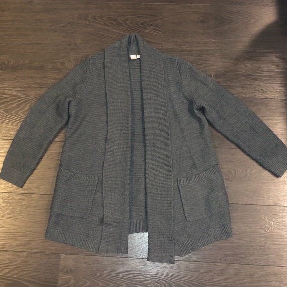 TWIK Knitted Charcoal Gray Cardigan - Picture 1 of 4